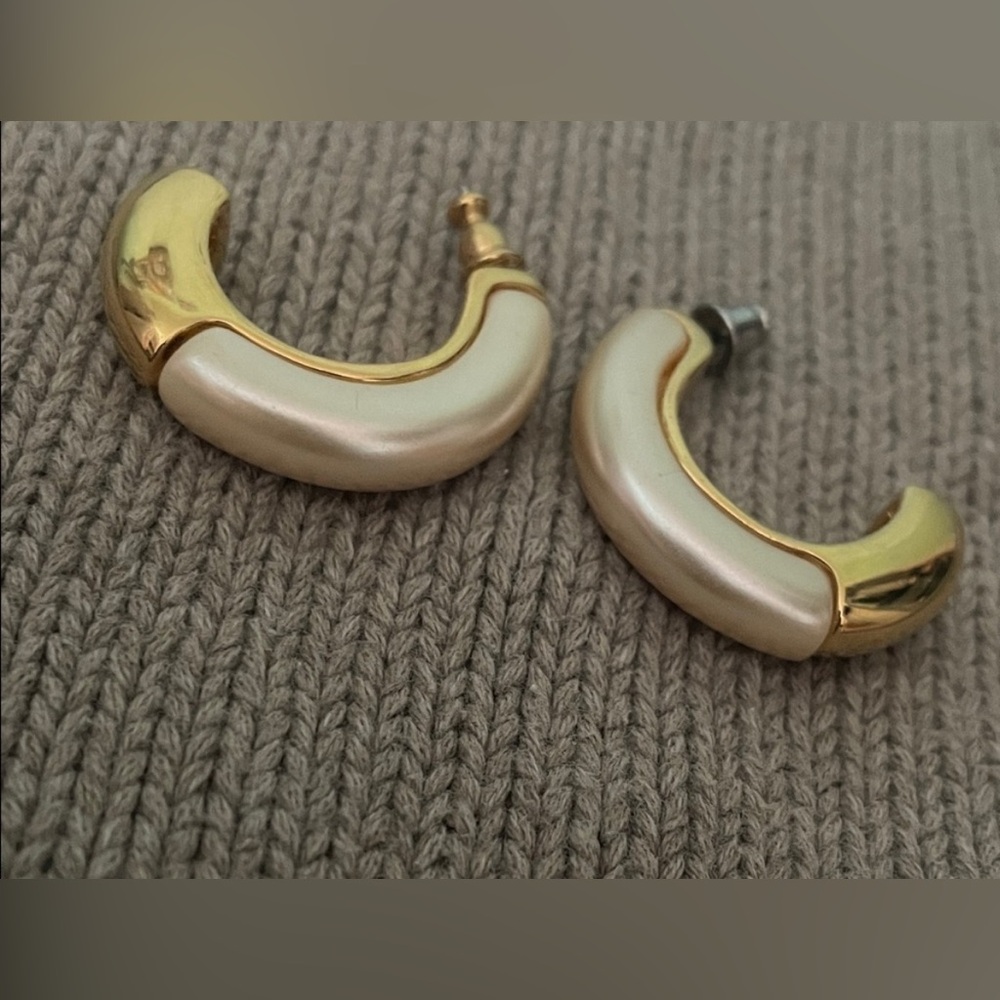 Elegant Gold and Cream Hoop Earrings